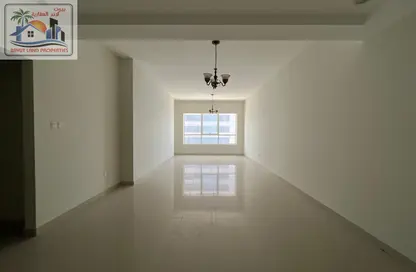 Apartment - 3 Bedrooms - 3 Bathrooms for rent in Al Khan Corniche - Al Khan - Sharjah