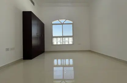 Apartment - Studio - 1 Bathroom for rent in Mohamed Bin Zayed City - Abu Dhabi
