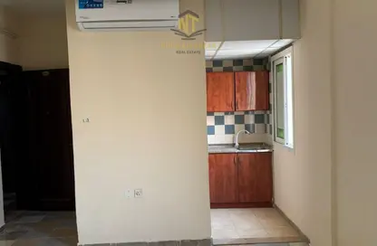Apartment - Studio - 1 Bathroom for rent in Al Naseriya - Al Sharq - Sharjah Apartment - Studio - 1 Bathroom for rent in Al Naseriya - Al Sharq - Sharjah
