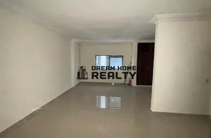 شقة - 1 حمام للايجار في دار المجاز - شارع جمال عبد الناصر - المجاز - الشارقة