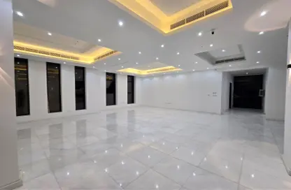 Villa - 6 Bedrooms - 7 Bathrooms for rent in Al Aweer - Dubai