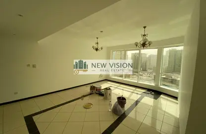 Apartment - 3 Bedrooms - 3 Bathrooms for rent in Al Majaz 2 - Al Majaz - Sharjah