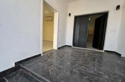 شقة - غرفة نوم - 1 حمام للايجار في مدينة الرياض - أبوظبي