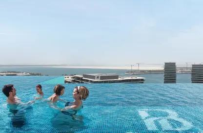 Apartment - 5 Bedrooms - 6 Bathrooms for sale in Canal View Building - Al Raha Beach - Abu Dhabi