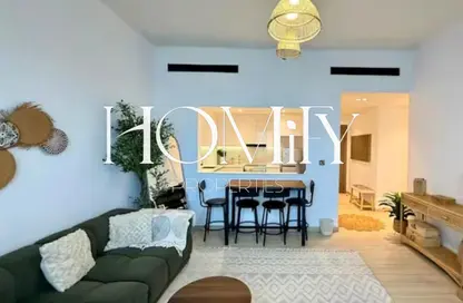 شقة - 2 غرف نوم - 2 حمامات للايجار في مرتفعات بن غاطي - الضاحية 10 - قرية الجميرا سركل - دبي