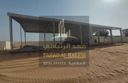 Warehouse - Studio - 2 Bathrooms for rent in Umm Al Thuoob - Umm Al Quwain