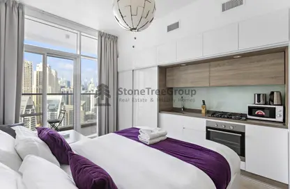 Room / Bedroom image for: Apartment - 1 Bathroom for rent in Studio One - Dubai Marina - Dubai, Image 1