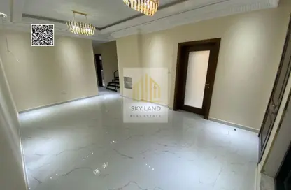 Townhouse - 5 Bedrooms - 7 Bathrooms for sale in Al Yasmeen 1 - Al Yasmeen - Ajman