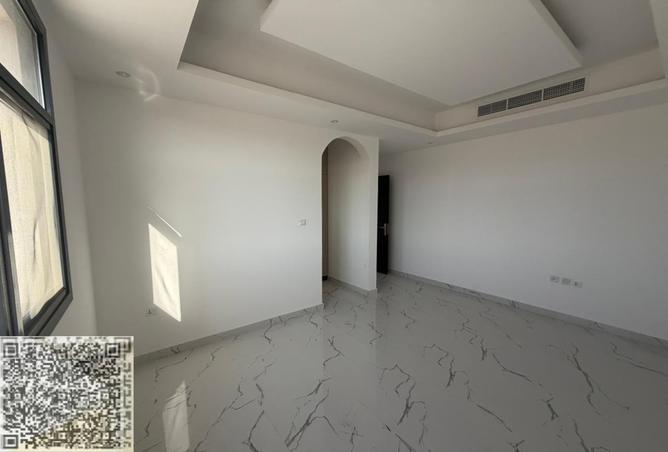 16010616 - Property Image 3