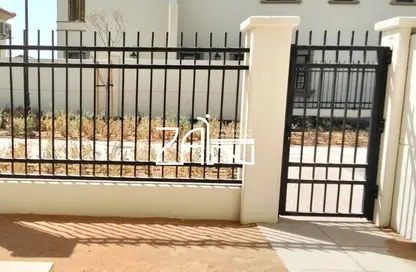 تاون هاوس - 3 غرف نوم - 3 حمامات للايجار في مدينة زايد (مدينة خليفة ج) - مدينة خليفة - أبوظبي