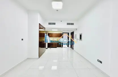 Apartment - Studio - 1 Bathroom for rent in Arabian Gate - Dubai Silicon Oasis - Dubai