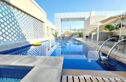 Pool image for: Apartment - 1 Bathroom for rent in Danet Abu Dhabi - Abu Dhabi, Image 1