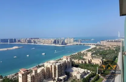 Apartment - 3 Bedrooms - 5 Bathrooms for rent in Ocean Heights - Dubai Marina - Dubai