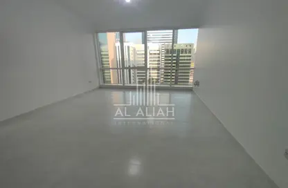 Empty Room image for: Apartment - 1 Bedroom - 2 Bathrooms for rent in Fotouh Al Khair - Airport Road - Abu Dhabi, Image 1