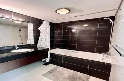 Apartment - 1 Bedroom - 1 Bathroom for rent in Marina Blue Tower - Marina Square - Al Reem Island - Abu Dhabi