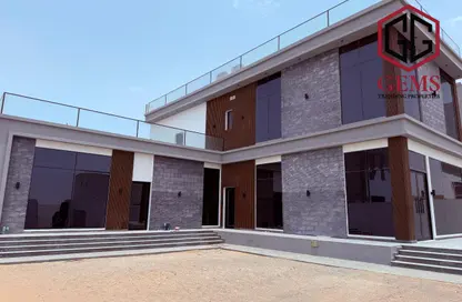 Villa - 5 Bedrooms - 6 Bathrooms for rent in Al Aweer 1 - Al Aweer - Dubai