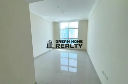 Apartment - 3 Bedrooms - 3 Bathrooms for rent in Zakhir Towers - Al Taawun - Sharjah