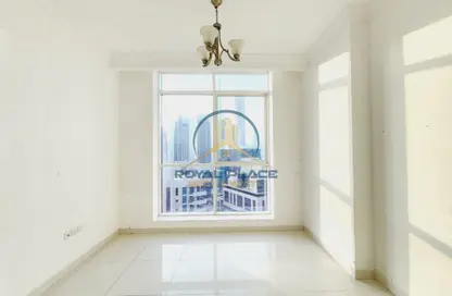 Apartment - 1 Bedroom - 2 Bathrooms for rent in Majestic Tower - Al Abraj street - Business Bay - Dubai
