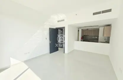 شقة - غرفة نوم - 2 حمامات للايجار في بناية 88 - ارجان - دبي