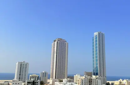 Apartment - 2 Bedrooms - 3 Bathrooms for rent in Ajman Corniche Residences - Ajman Corniche Road - Ajman