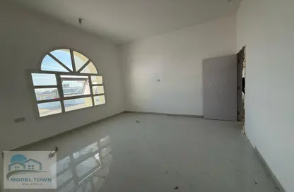 شقة - غرفة نوم - 1 حمام للايجار في C2302 - مدينة خليفة أ - مدينة خليفة - أبوظبي