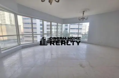Apartment - 1 Bedroom - 2 Bathrooms for rent in Canal Star Tower - Al Majaz 3 - Al Majaz - Sharjah