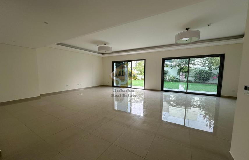 Villa for Rent in Umm Suqeim 1 Modern 5BR+M Villa Near Kite Beach