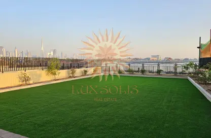 Villa - 5 Bedrooms - 7 Bathrooms for rent in Sur La Mer - La Mer - Jumeirah - Dubai