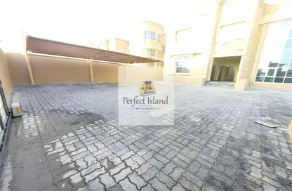 Terrace image for: Villa - 7 Bedrooms for rent in Shakhbout City - Abu Dhabi, Image 1