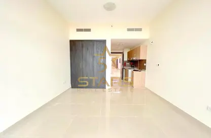 Apartment - Studio - 1 Bathroom for rent in K1 - Dubai Land Residence Complex - Dubai