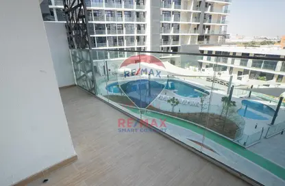 Apartment - 1 Bedroom - 2 Bathrooms for sale in The Gate - Masdar City - Abu Dhabi