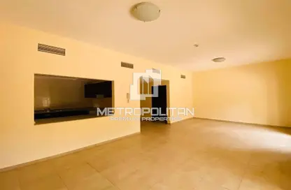 Apartment - 3 Bedrooms - 4 Bathrooms for sale in Al Thamam 45 - Al Thamam - Remraam - Dubai