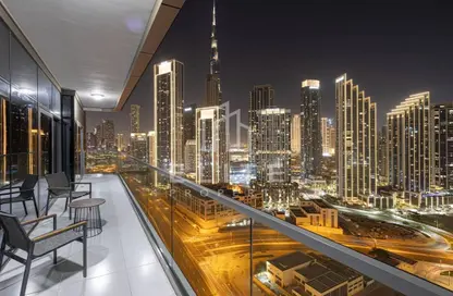 Apartment - 2 Bedrooms - 3 Bathrooms for sale in Paramount Tower Hotel  and  Residences - Business Bay - Dubai