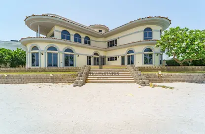 Villa - 5 Bedrooms - 6 Bathrooms for rent in Signature Villas Frond D - Signature Villas - Palm Jumeirah - Dubai