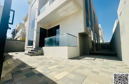 Villa - 5 Bedrooms - 7 Bathrooms for sale in Al Yasmeen 1 - Al Yasmeen - Ajman