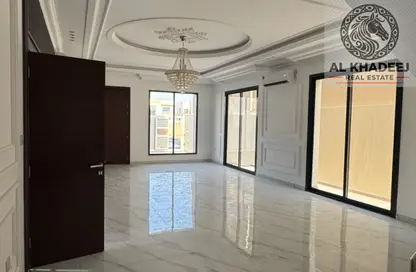 فيلا - 5 غرف نوم - 5 حمامات للايجار في الحليو 1 - الحليو - عجمان