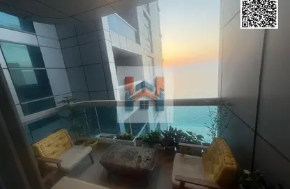 شقة - 2 غرف نوم - 3 حمامات للبيع في مساكن كورنيش عجمان - طريق كورنيش عجمان - عجمان