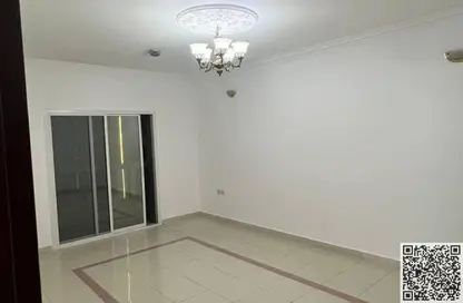 شقة - غرفة نوم - 2 حمامات للايجار في مساكن كورنيش عجمان - طريق كورنيش عجمان - عجمان