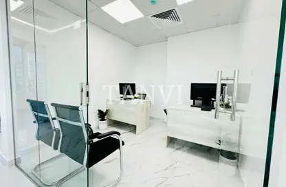 مكتب - استوديو - 1 حمام للايجار في فاطمه محمد احمد بن سليمان - الرفاعة - بر دبي - دبي