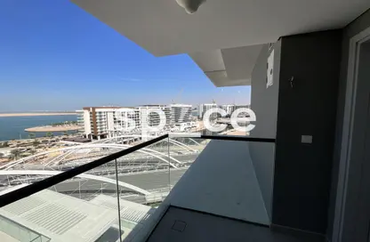 Balcony image for: Apartment - 3 Bedrooms - 4 Bathrooms for rent in Al Raha Beach - Abu Dhabi, Image 1