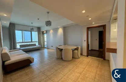 Apartment - 2 Bedrooms - 2 Bathrooms for rent in Marina Residences 3 - Marina Residences - Palm Jumeirah - Dubai