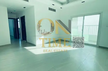 شقة - 2 غرف نوم - 3 حمامات للايجار في مدينة الإمارات - عجمان