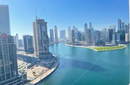 شقة - غرفة نوم - 2 حمامات للايجار في بريفه باي داماك (بي) - داماك مايسون برايف - الخليج التجاري - دبي
