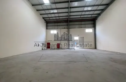 Warehouse - Studio - 1 Bathroom for rent in Umm Al Thuoob - Umm Al Quwain