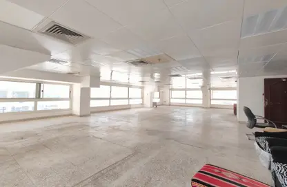مكتب - استوديو للايجار في زاكر مام ريزيدنس - شارع النجدة - أبوظبي