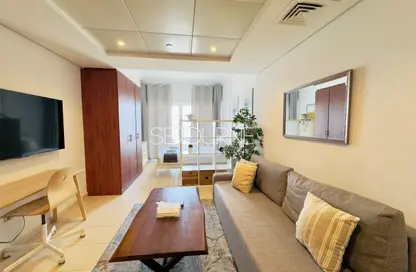 Apartment - Studio - 1 Bathroom for rent in Lake View Tower - JLT Cluster B - Jumeirah Lake Towers - Dubai