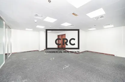 Office Space - Studio - 1 Bathroom for rent in One Lake Plaza - JLT Cluster T - Jumeirah Lake Towers - Dubai