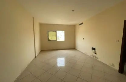 Apartment - 2 Bedrooms - 2 Bathrooms for rent in Abu Shagara building - Abu shagara - Sharjah