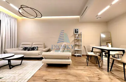 شقة - غرفة نوم - 2 حمامات للايجار في روكين جي 25 - قرية الجميرا سركل - دبي