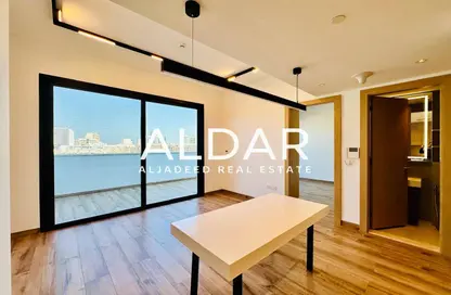 شقة - غرفة نوم - 2 حمامات للايجار في أوكلي سكوير ريزيدنس - منطقة 11 - قرية الجميرا سركل - دبي